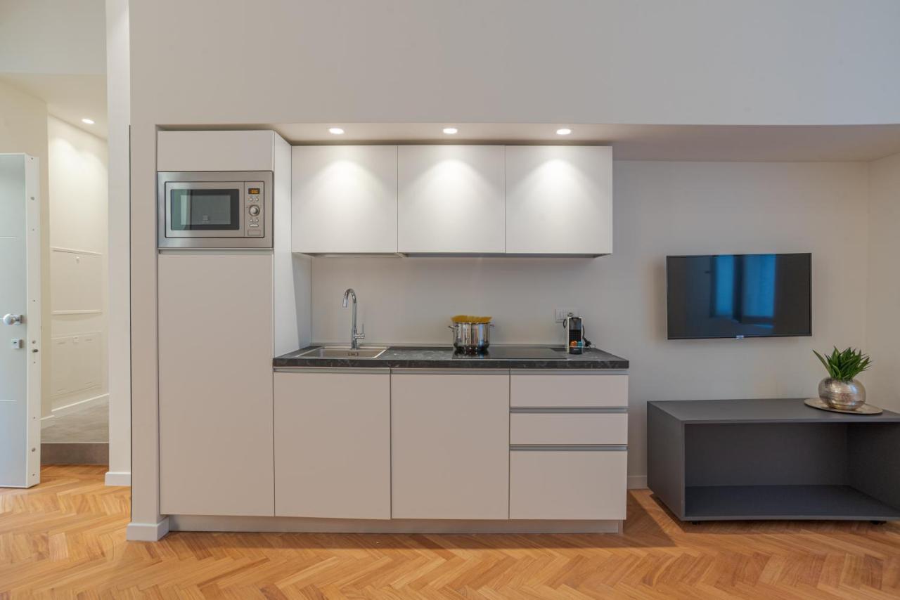 Del Vescovo - By Myhomeincomo Apartamento *